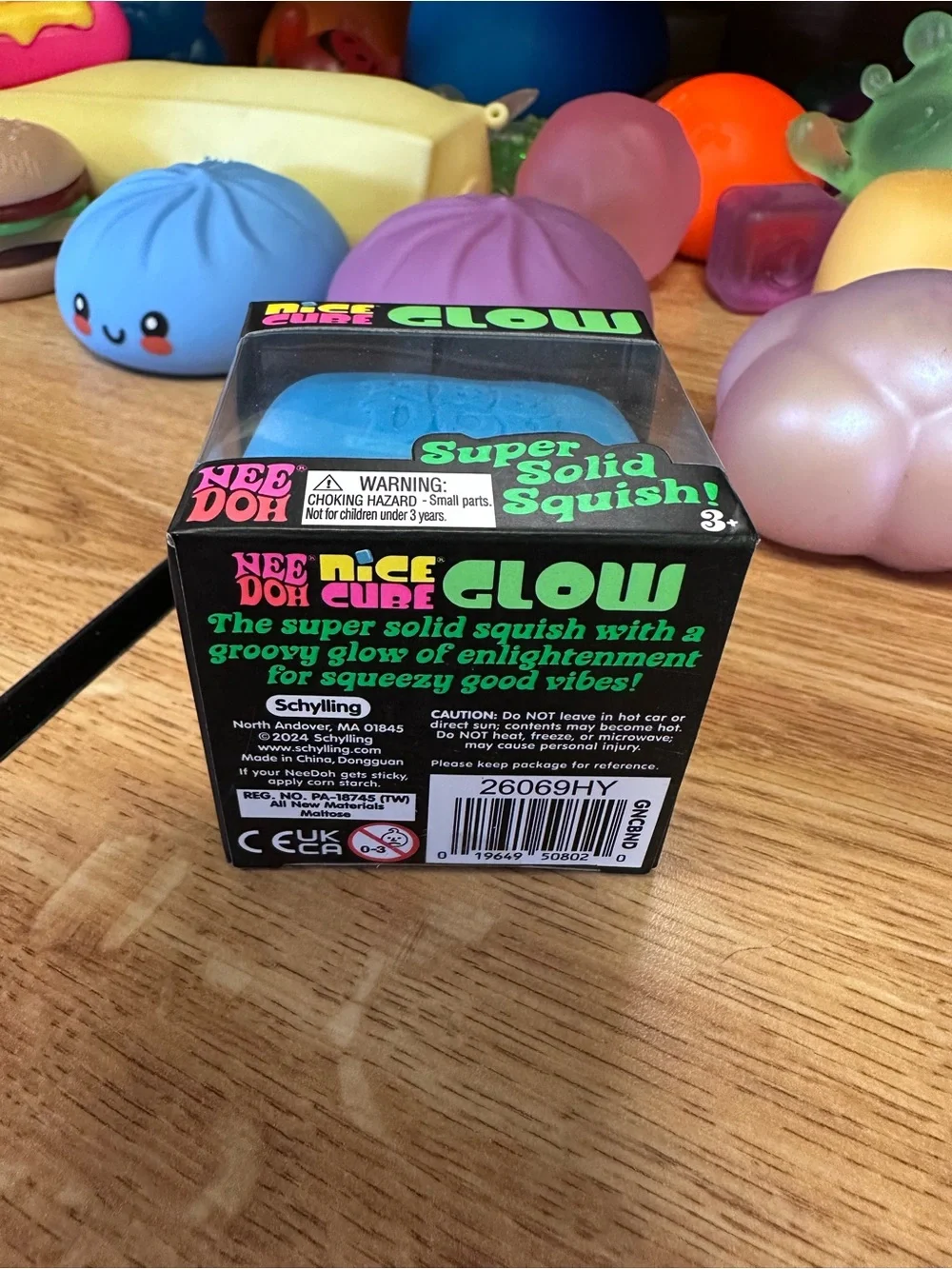 Authentic NeeDoh Nice Cube Glow  – Blue
